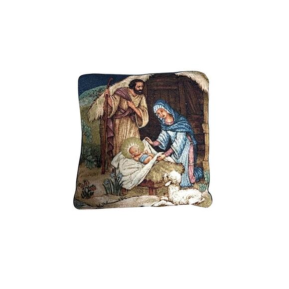 Nativity Scene Throw Pillow Square Holiday Decor Tapestry Nice! - Picture 1 of 5